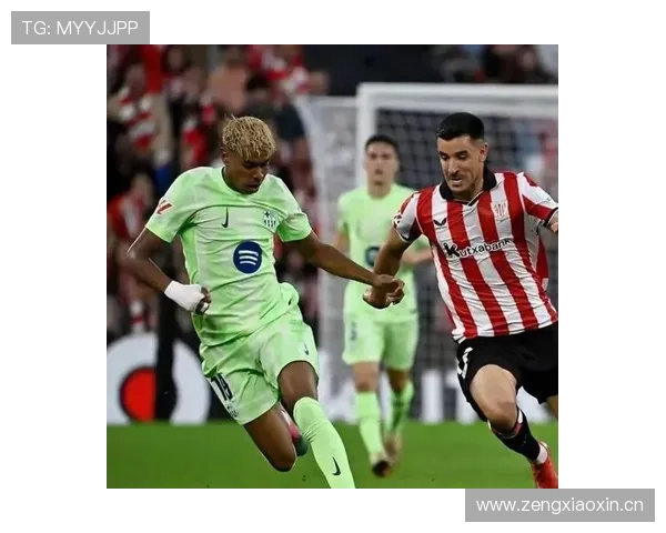 巴萨过度依赖边路进攻，战术单一性对赛季走势形成制约